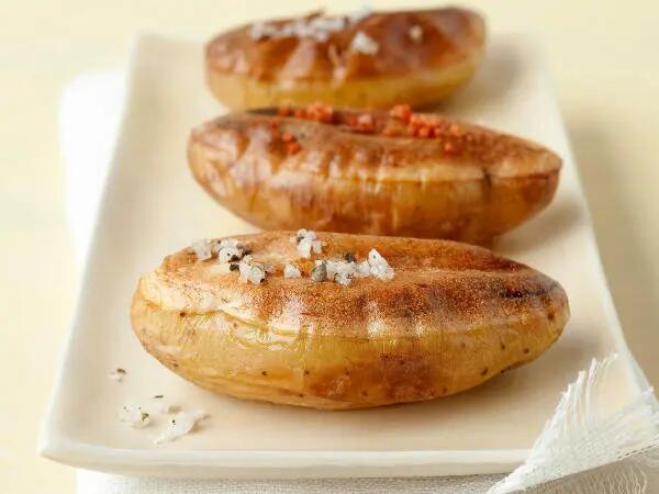 Recettes : Pommes de terre farcies sans viande soufflées au fromage