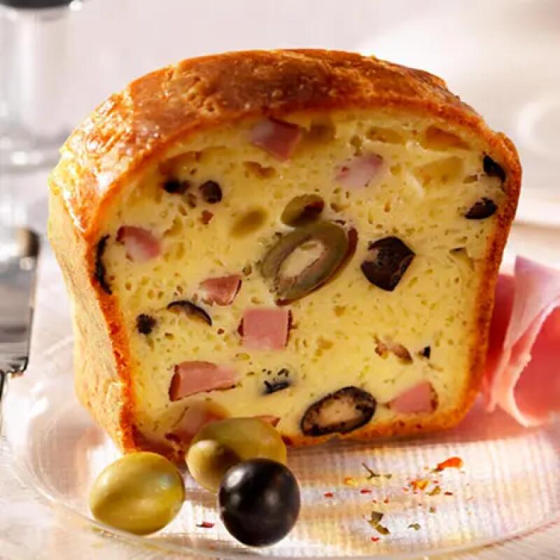 Recette : Cake jambon, olives et camembert