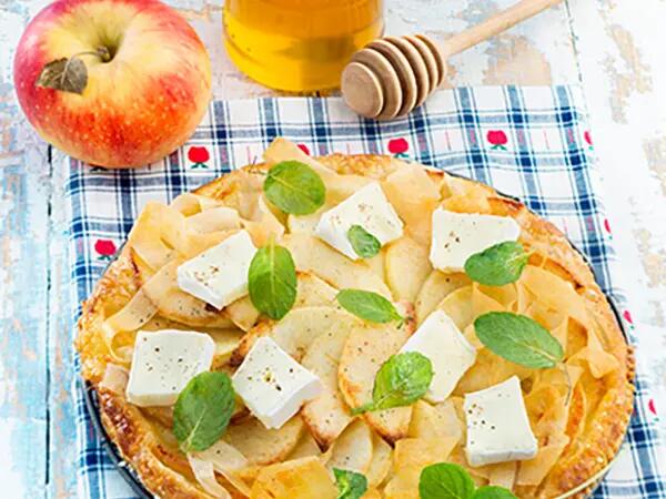 Recettes : Tarte fine aux pommes, miel et fromage