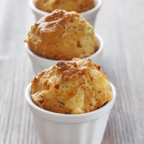Muffins aux courgettes, jambon et fromage frais Recette au fromage