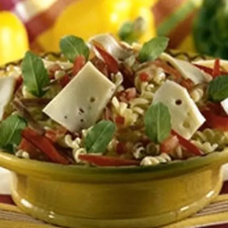 Recette : Salade de torsades au basilic et au fromage