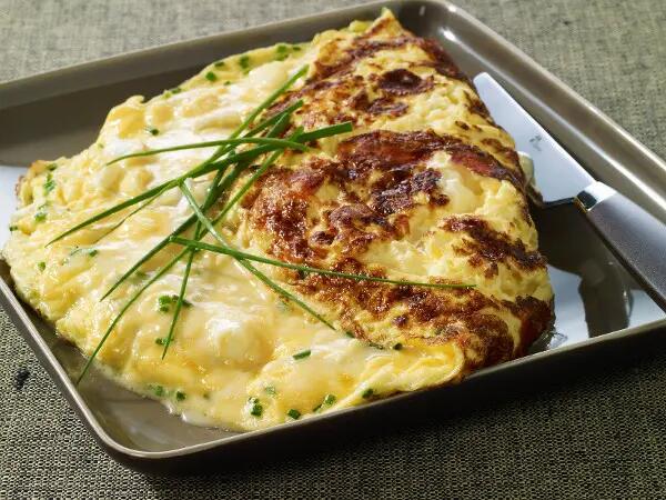Recettes : Omelette baveuse au fromage