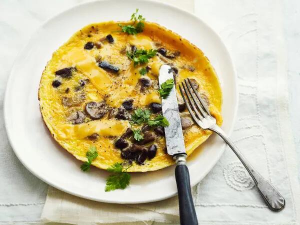 Recettes : Omelette aux champignons et fromage