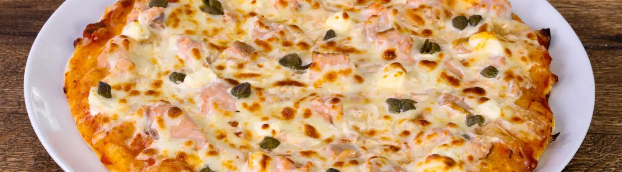 Recette : Pizza aux fromages et saumon fumé