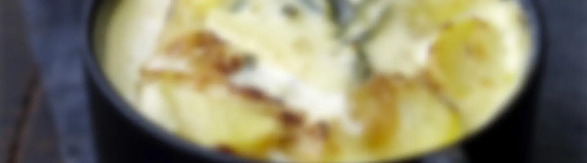 Recette : Gratin de pommes de terre rattes au fromage bleu