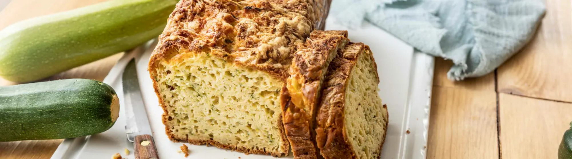 Recette : Cake aux courgettes et fromage de brebis