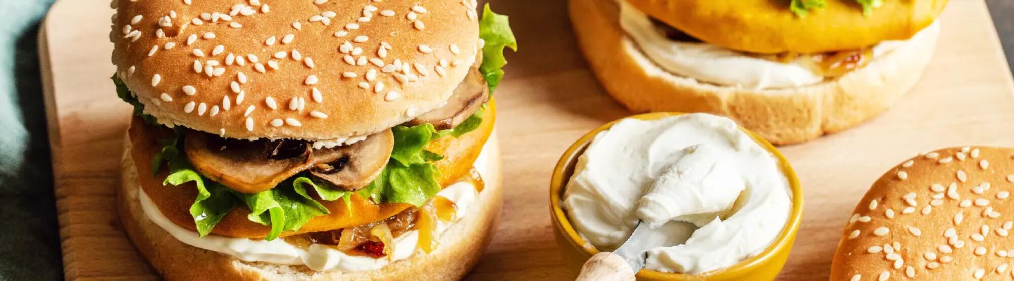 Recette : Hamburger de patates douces et fromage frais
