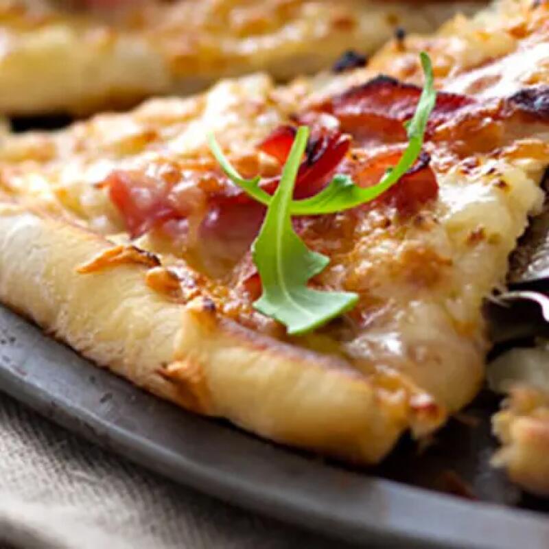 Recette : Pizza au jambon fumé et Parmigiano Reggiano